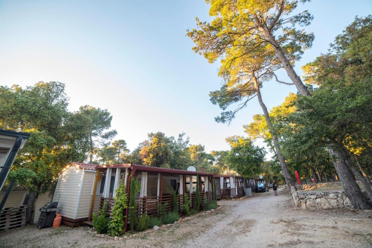 Mobile Home Cube, 3 Bedrooms, Free Parking, Wifi Biograd Na Moru Εξωτερικό φωτογραφία