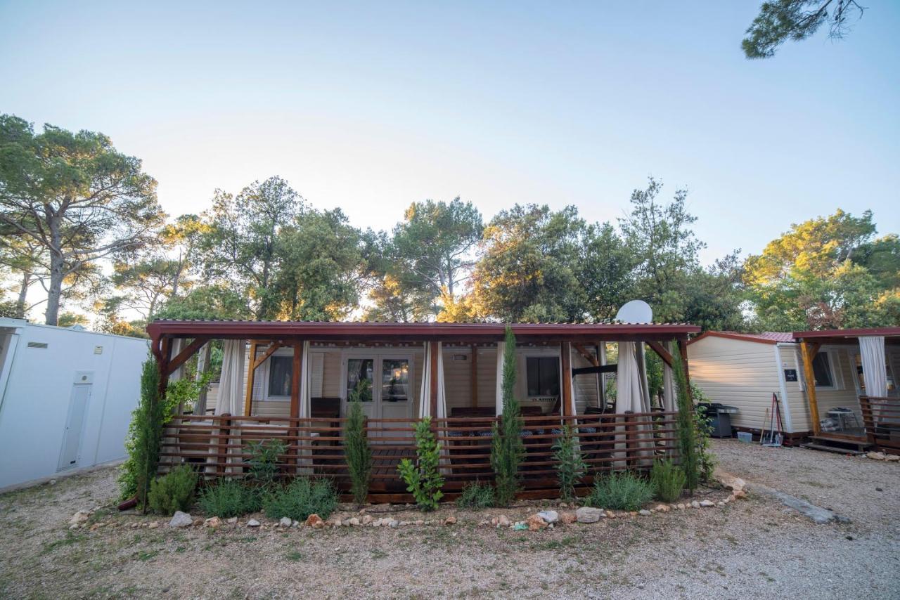 Mobile Home Cube, 3 Bedrooms, Free Parking, Wifi Biograd Na Moru Εξωτερικό φωτογραφία