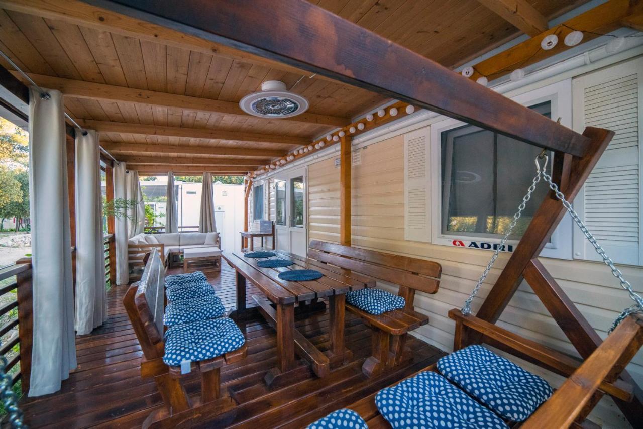 Mobile Home Cube, 3 Bedrooms, Free Parking, Wifi Biograd Na Moru Εξωτερικό φωτογραφία